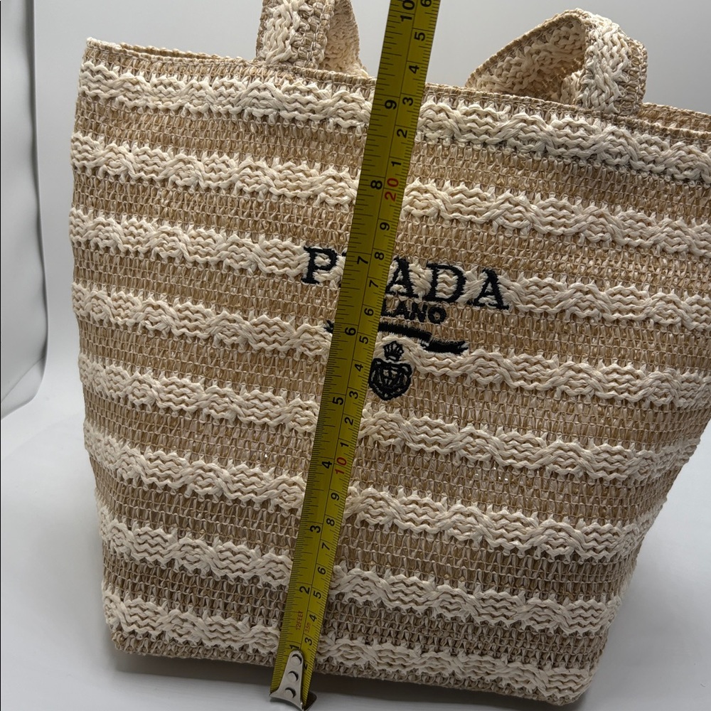 Prada gwp mini tote - Picture 4 of 4